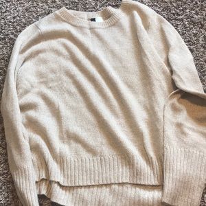 Light H&M sweater